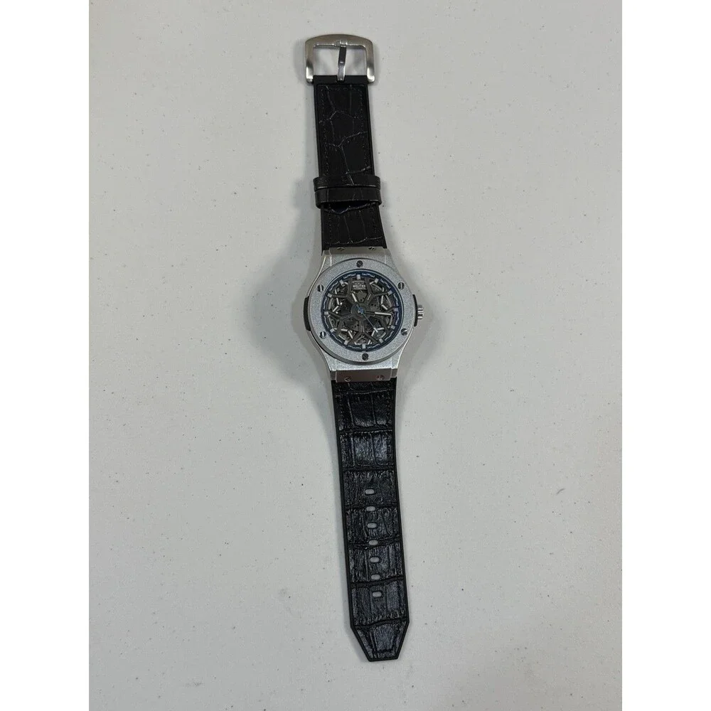 Men’s Automatic Mechanical Skeleton Racing Wheel Rim Design Sport Watch 44.9mm